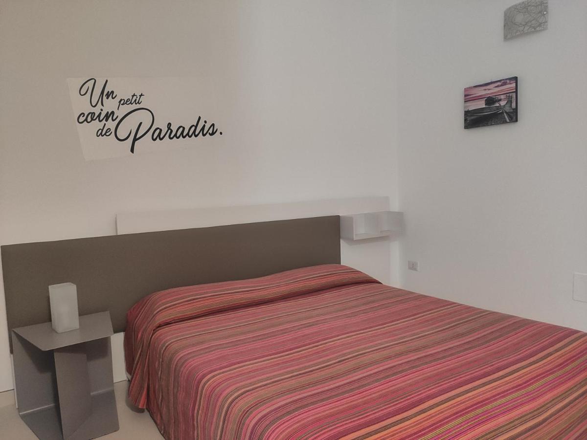 Casa Vacanze Rossini Porto Cesareo Exterior foto
